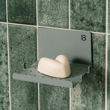 Accessoires muraux acier inoxydable — salle de bain — BIOM Paris