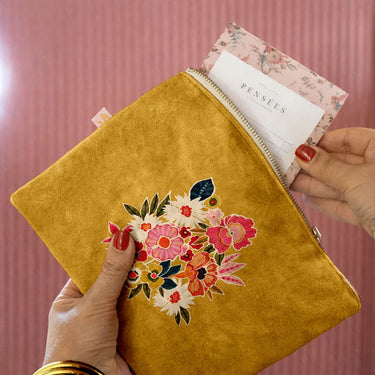 Pochette Velours 19x28 cm KIMIKO ocre